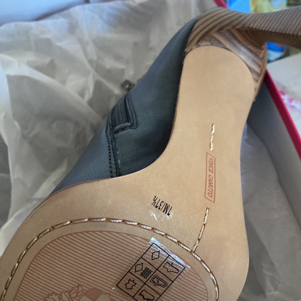 Vince Camuto Ebony Ankle Booties - Picture 4 of 10